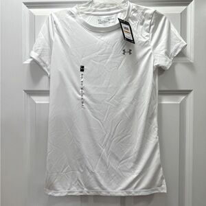 NWT! - women’s Under Armor Shirt